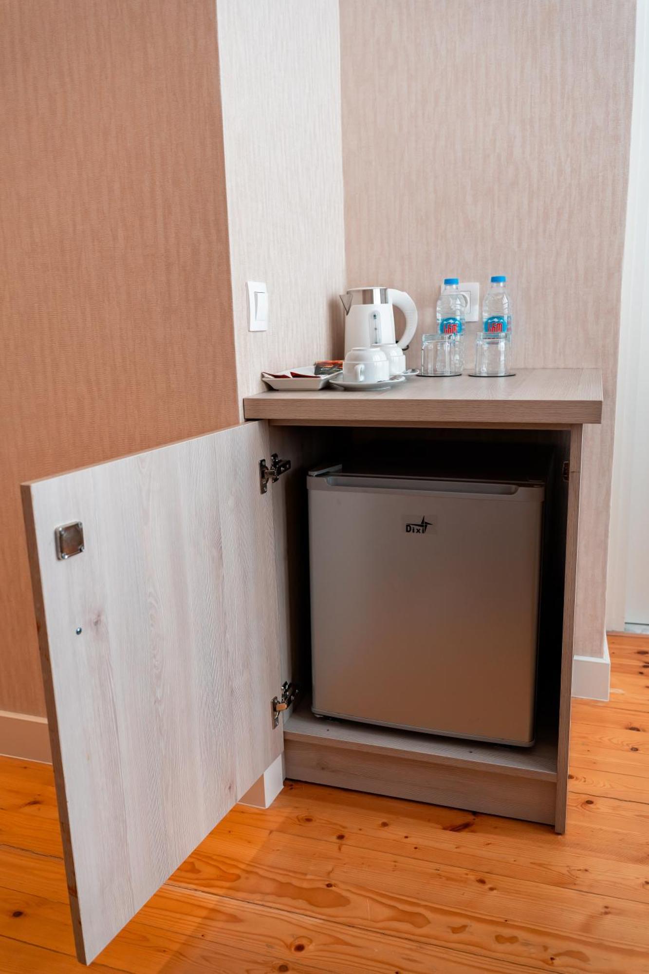 Hotel Well Inn Тбилиси Экстерьер фото